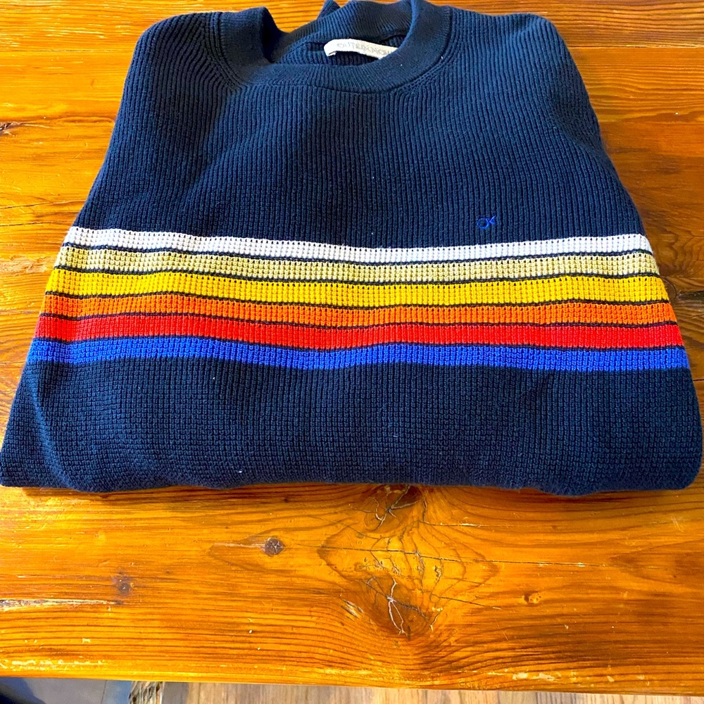 Mens Outerwear sweater size LG in good condition.